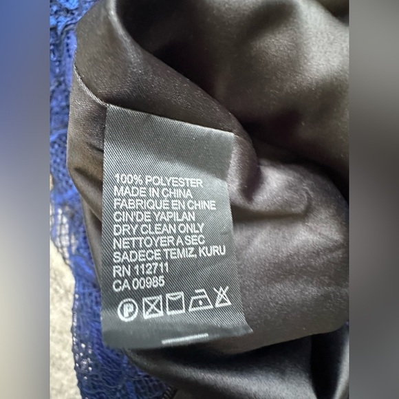 NWT Jay Godfrey Adrian Lace Tiered Gown. Size 6. - Picture 14 of 15